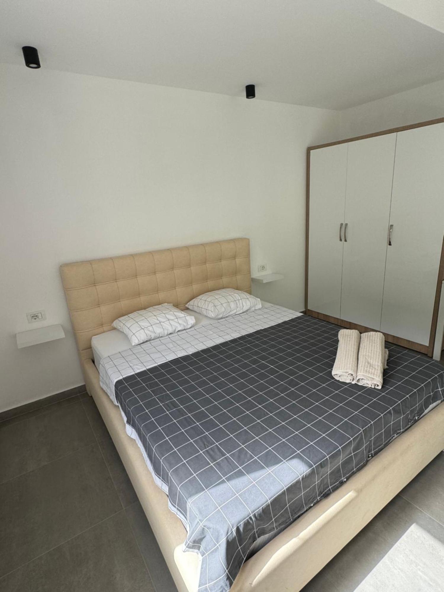 Hela Residence Orikum Luaran gambar